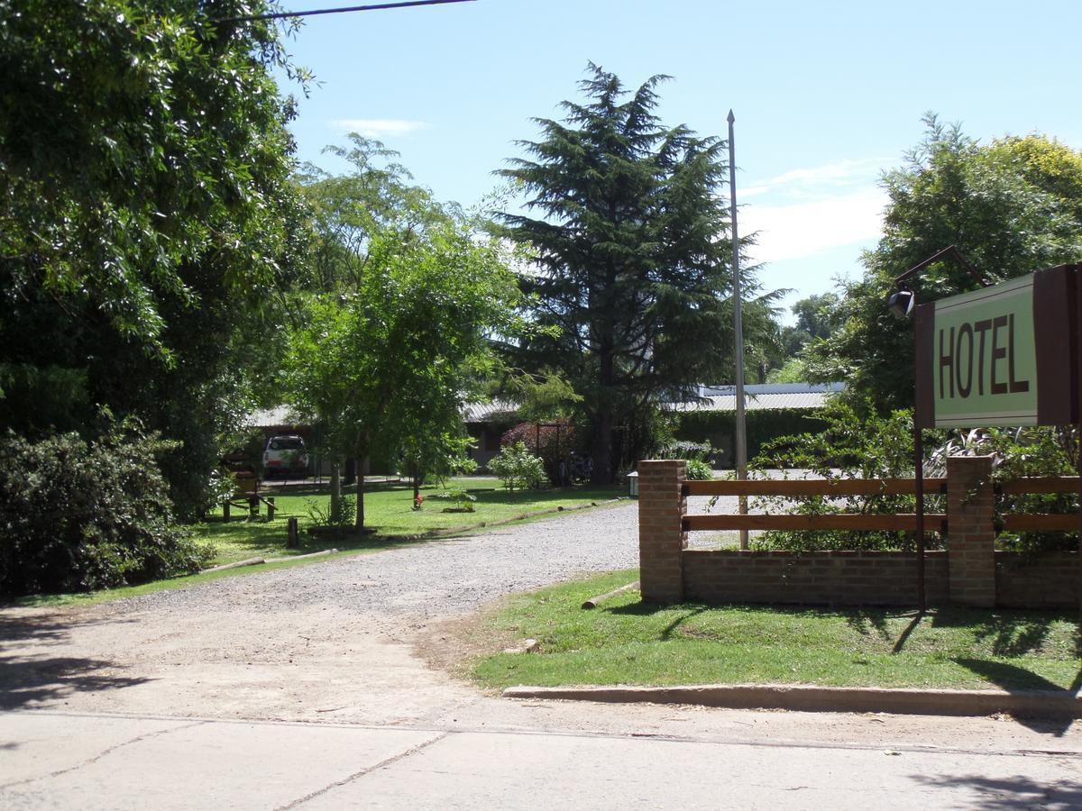 Hotel Carmen De Areco Luaran gambar