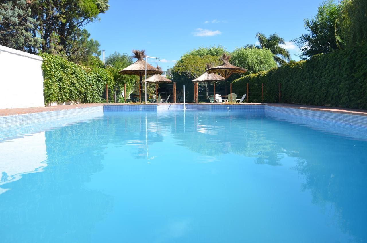Hotel Carmen De Areco Luaran gambar